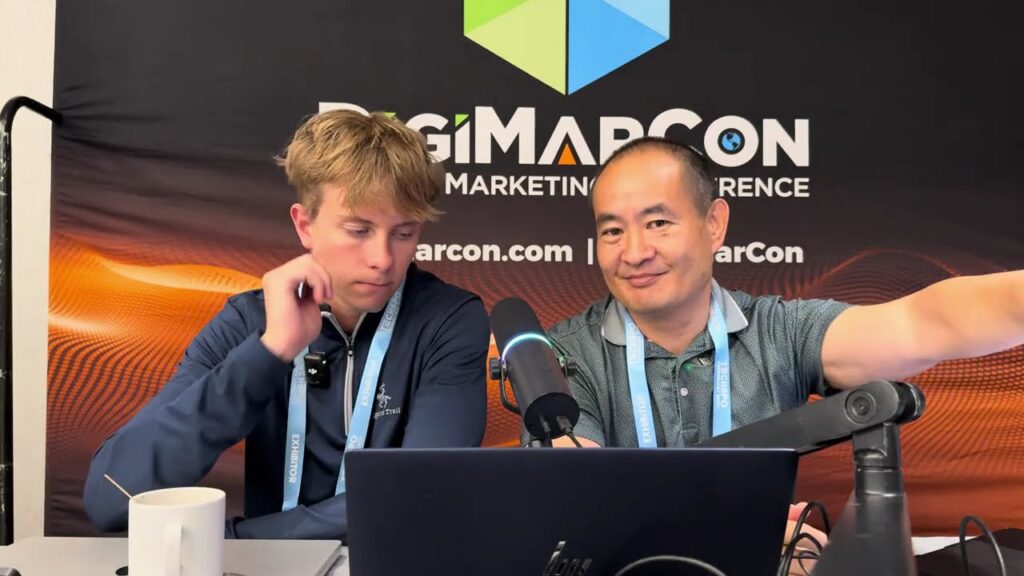 Dennis Yu and Jack Wendt teaching Knowledge Panels at DigiMarCon NYC